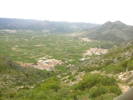 Benimeli visto desde la cumbre de la Sierra de Segaria